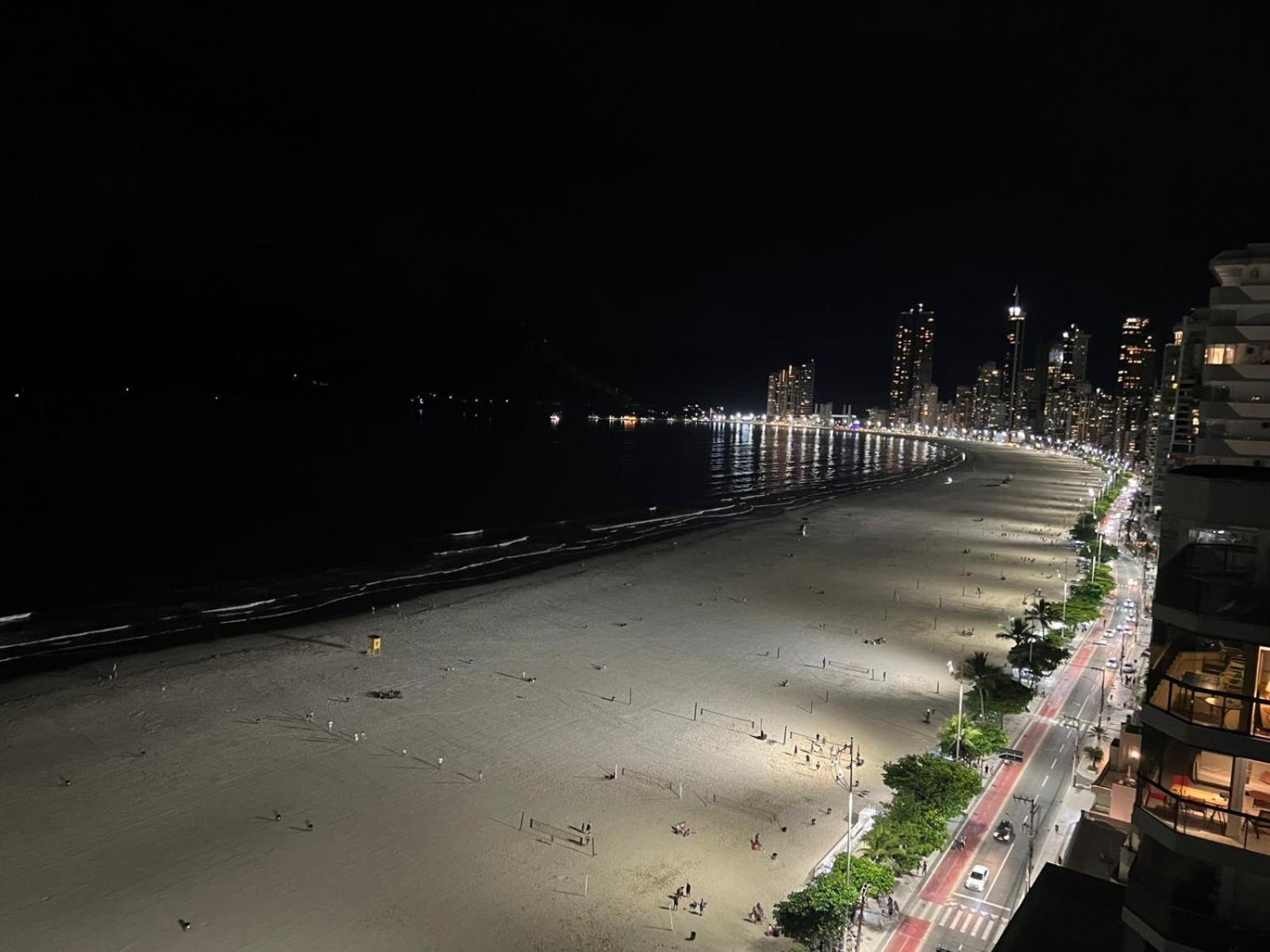 Apartamento Frente Mar Balneario Camboriu